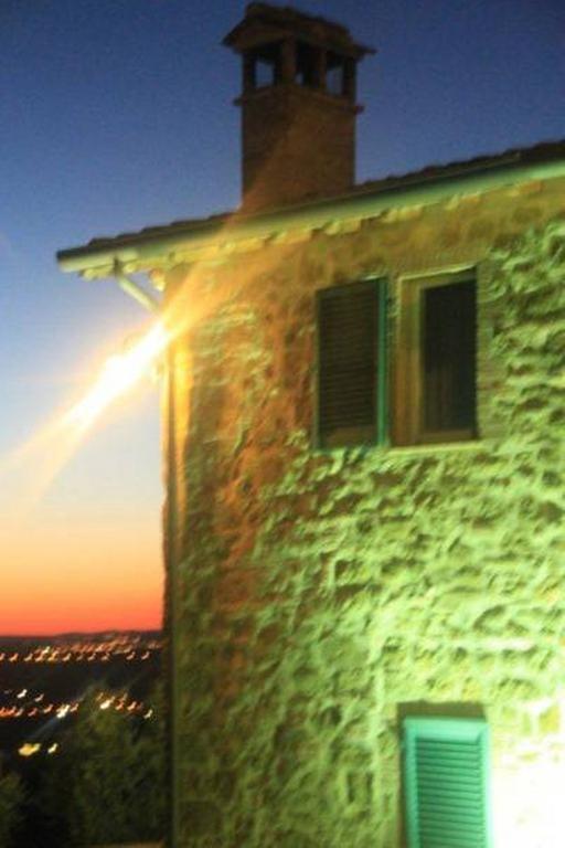 Il Poggio Delle Ginestre Guest House Торджано Екстериор снимка