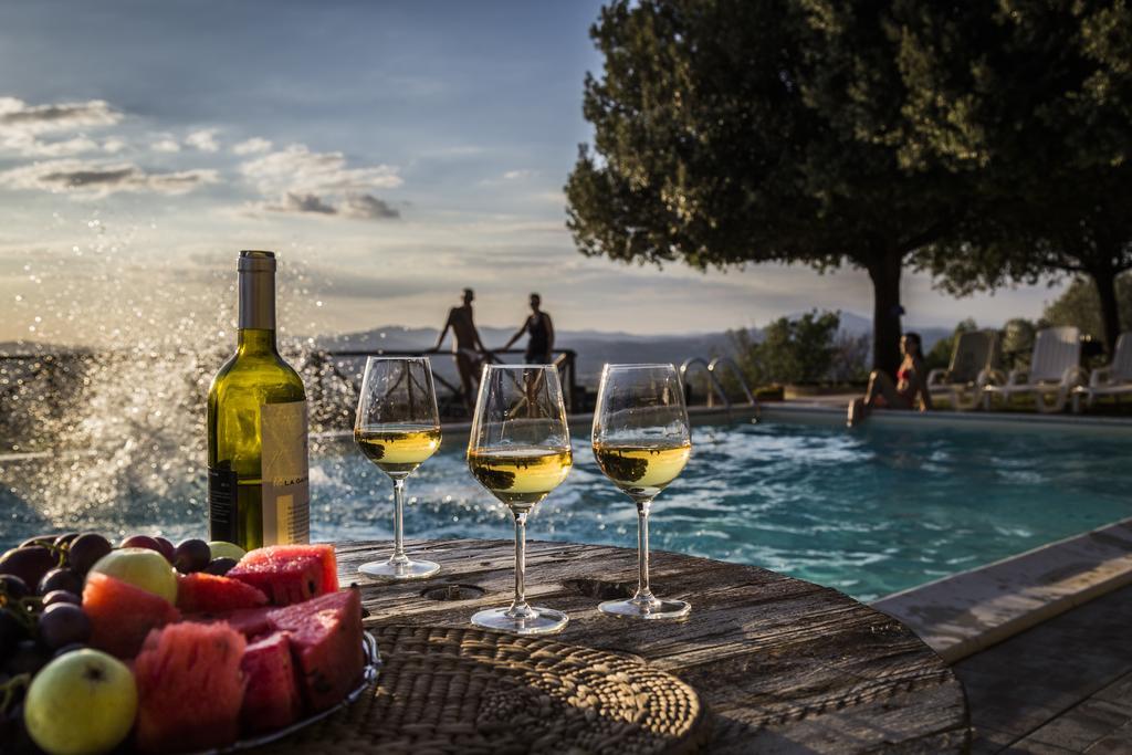 Il Poggio Delle Ginestre Guest House Торджано Екстериор снимка